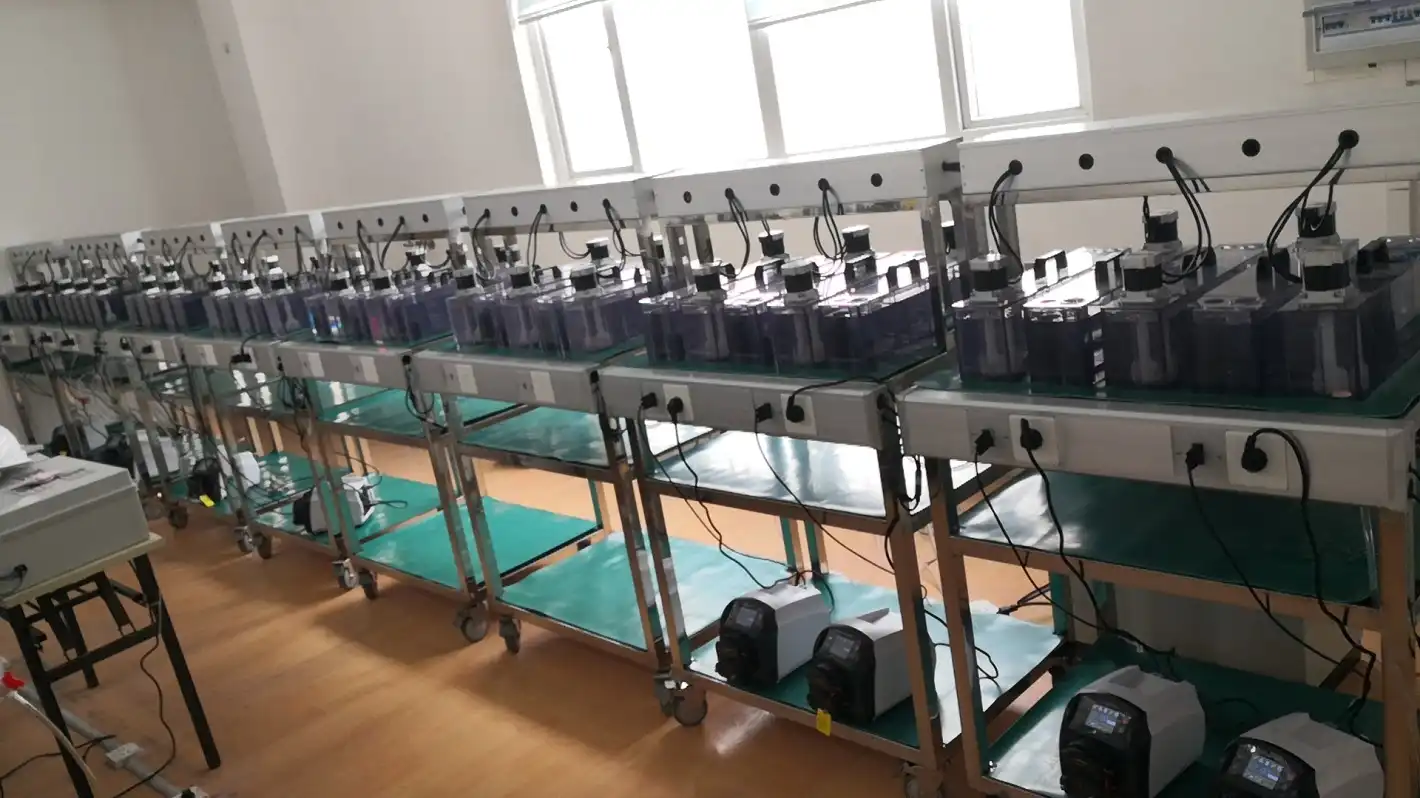 lab scale mixer settler