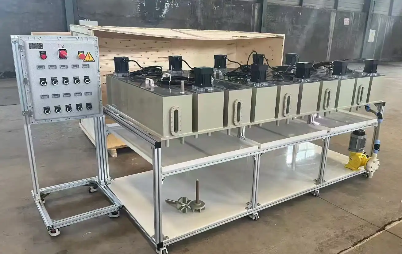 Laboratory mixer settlers Laboratory mixer settlers