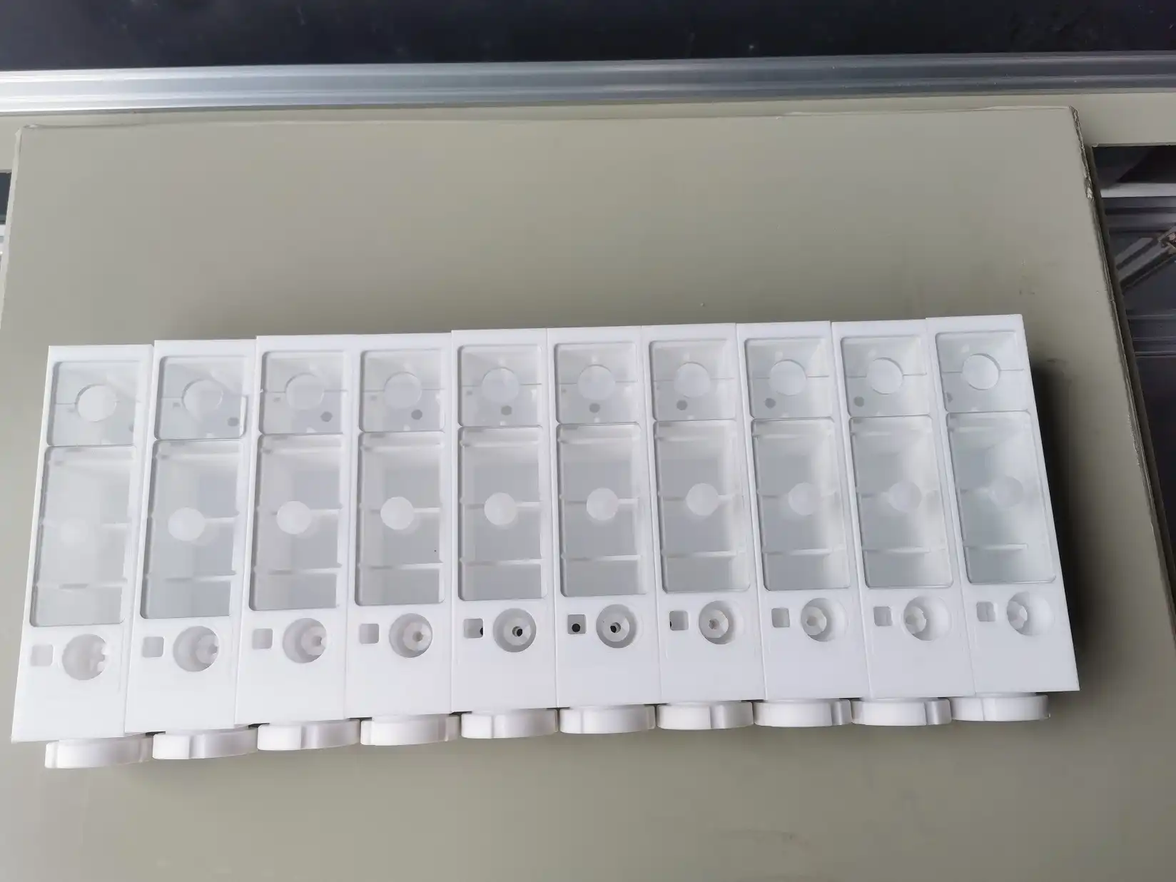 Lab scale mixer settlers Lab scale mixer settlers