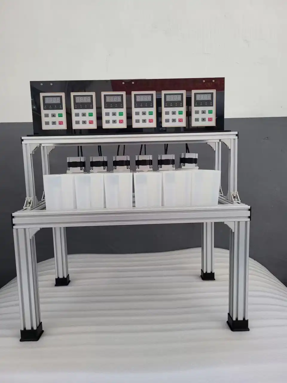 Mixer settlers Mixer settlers