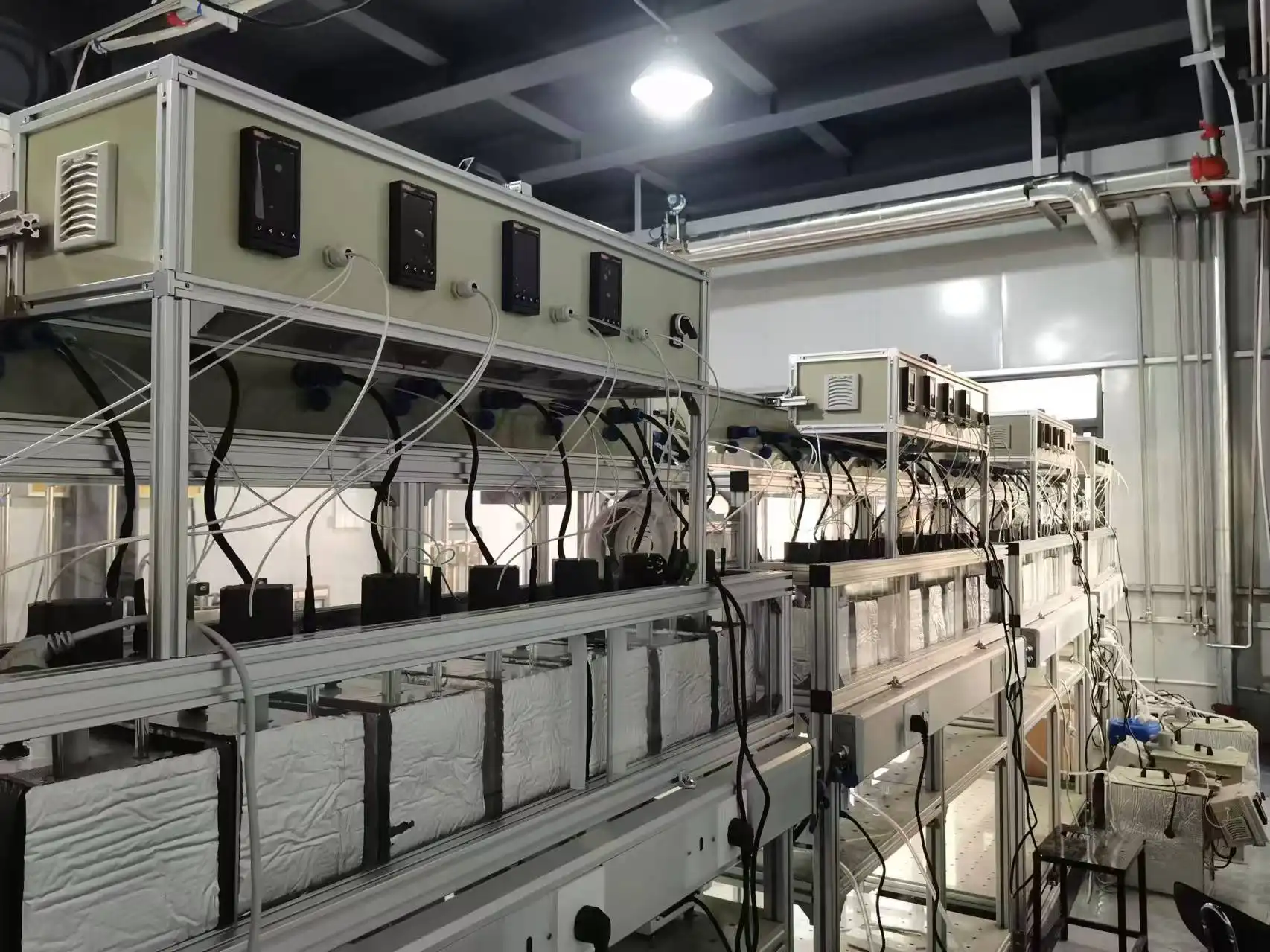 Metal mixer settlers Metal mixer settlers